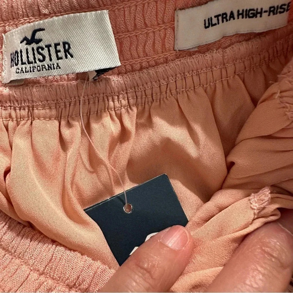 Hollister women's ultra high rise pink skirt XS, nwt - Picture 3 of 4